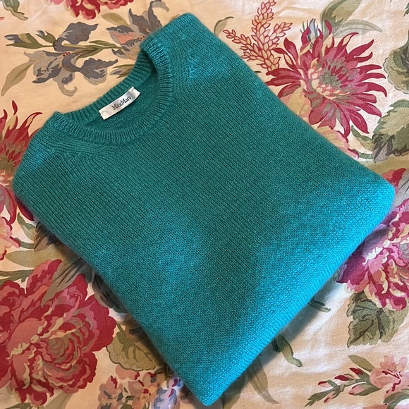MAX MARA Size Small Oversized Crewneck Turquoise Luxe Mohair Lana Wool $578 NEW - Picture 3 of 16